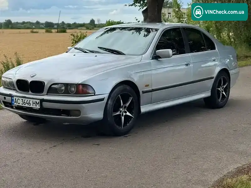 BMW 5 Series 1996, фото з оголошення 1 з 9, VIN WBADD11070BN12379