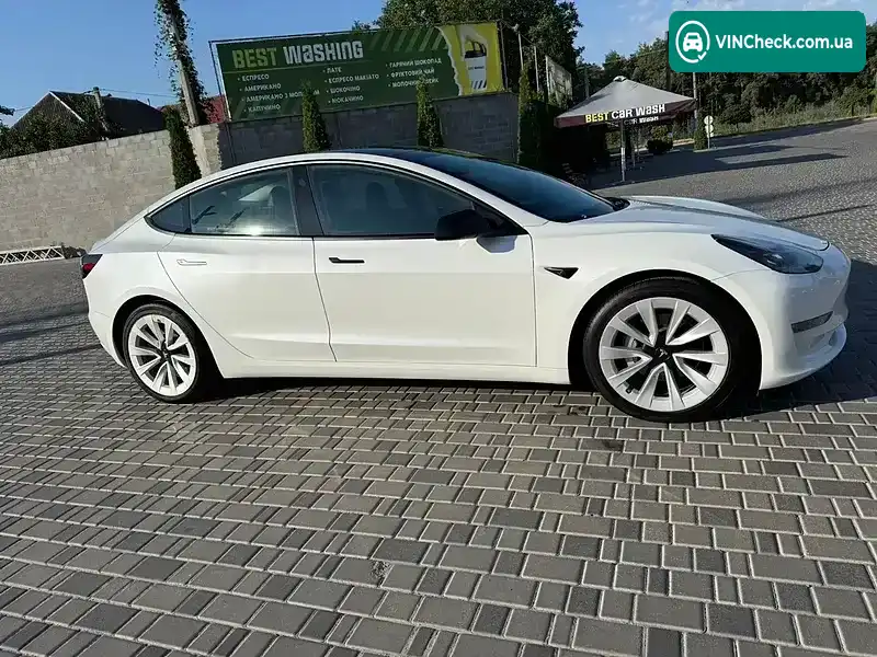 Tesla Model 3 2021, фото з оголошення 2 з 8, VIN 5YJ3E1EB8MF924238