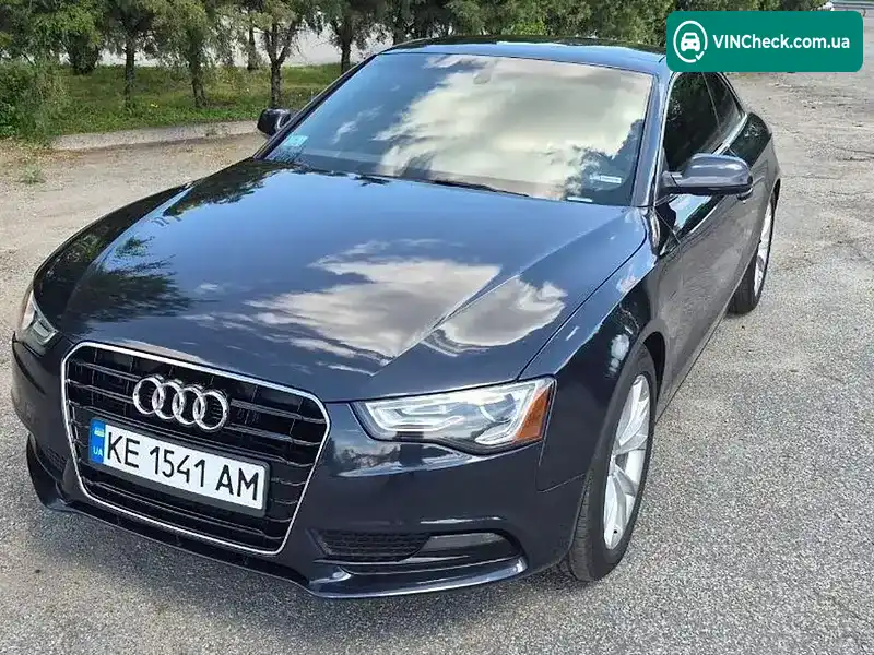Audi A5 2012, фото з оголошення 2 з 11, VIN WAULFAFR0DA039367