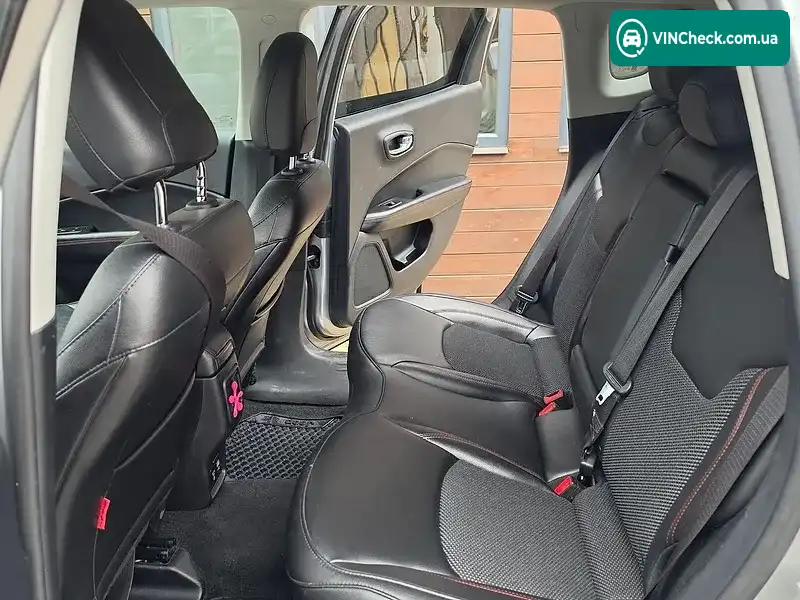 Jeep Compass 2021, фото з оголошення 1 з 16, VIN 3C4NJDDB2MT590510