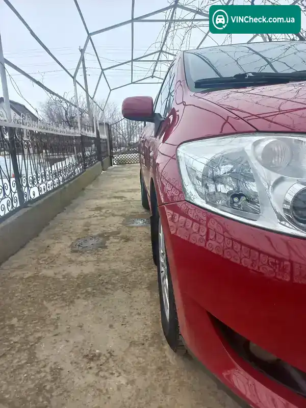 Toyota Auris 2007, фото з оголошення 2 з 18, VIN NMTKV56E50R008858