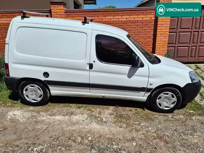 Peugeot Partner 2010, фото з оголошення 2 з 11, VIN VF3GBKFWCAX519022