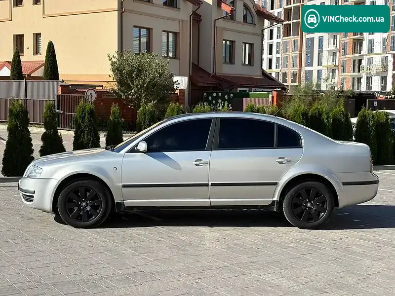 Skoda Superb 2002, фото з оголошення 2 з 6, VIN TMBCU63U439032680