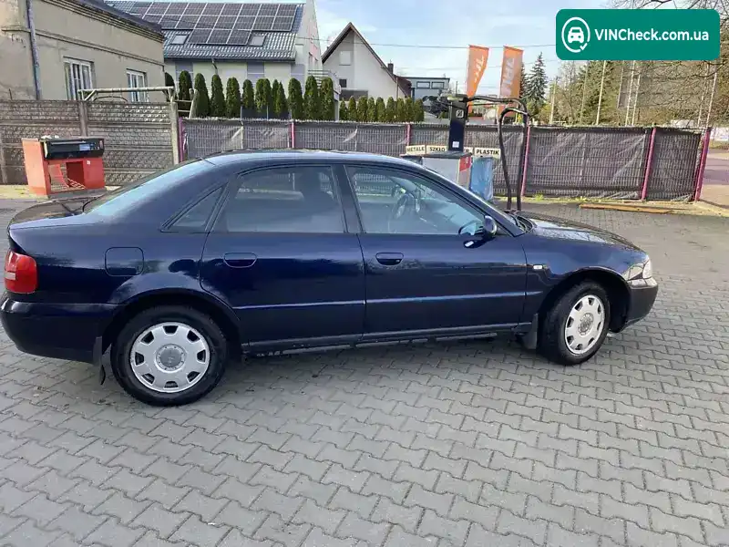 Audi A4 1999, фото з оголошення 2 з 8, VIN WAUZZZ8DZXA212806