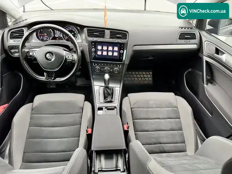 Volkswagen Golf 2017, фото з оголошення 2 з 19, VIN WVWZZZAUZHP778495