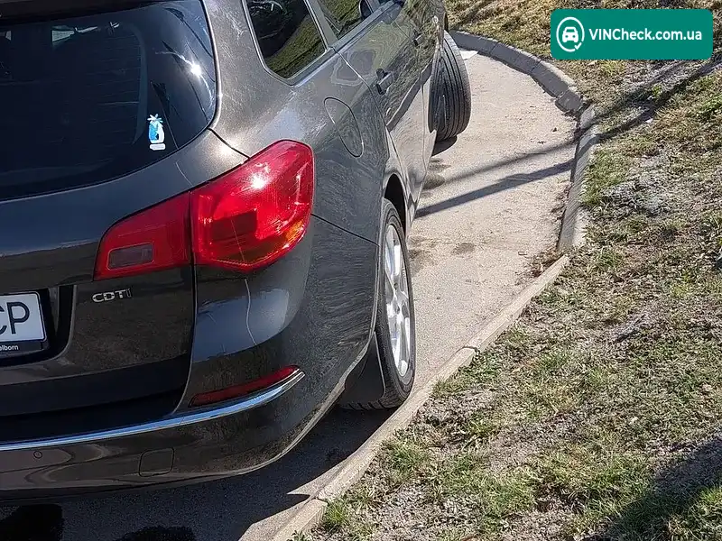 Opel Astra 2013, фото з оголошення 2 з 7, VIN W0LPD8EK3E8007785