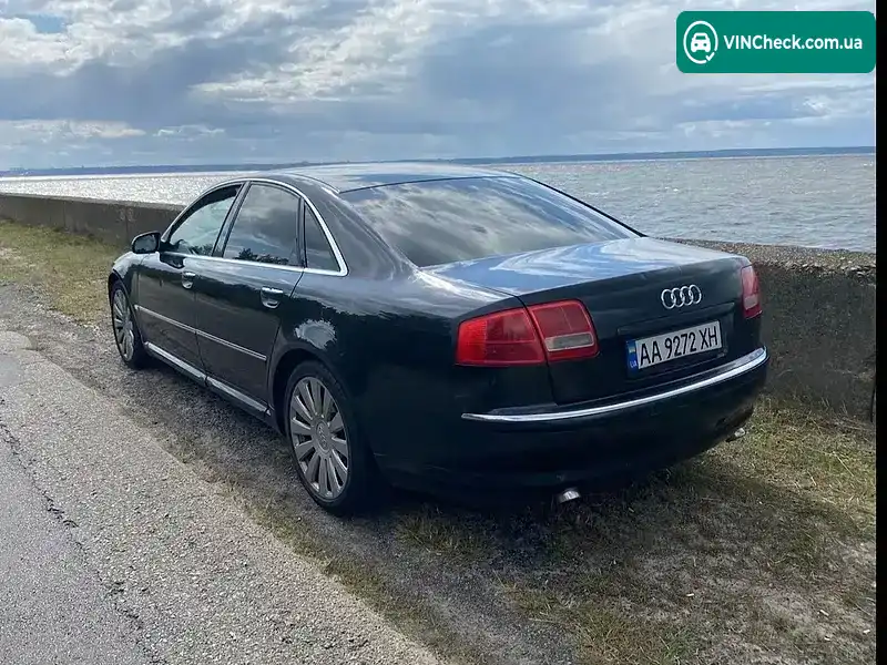 Audi A8 2004, фото з оголошення 2 з 10, VIN WAUZZZ4EX5N006824