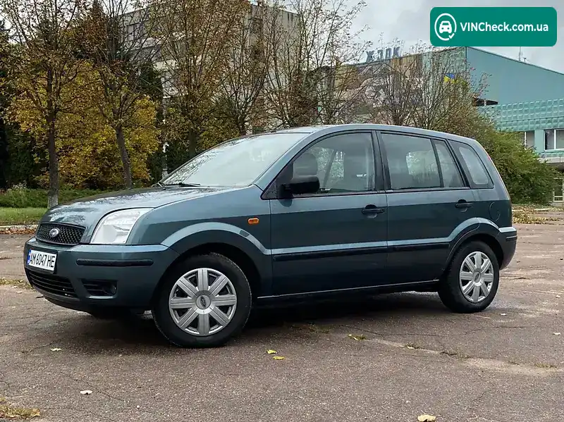 Ford Fusion 2003, фото з оголошення 2 з 20, VIN WF0UXXGAJU3C04955
