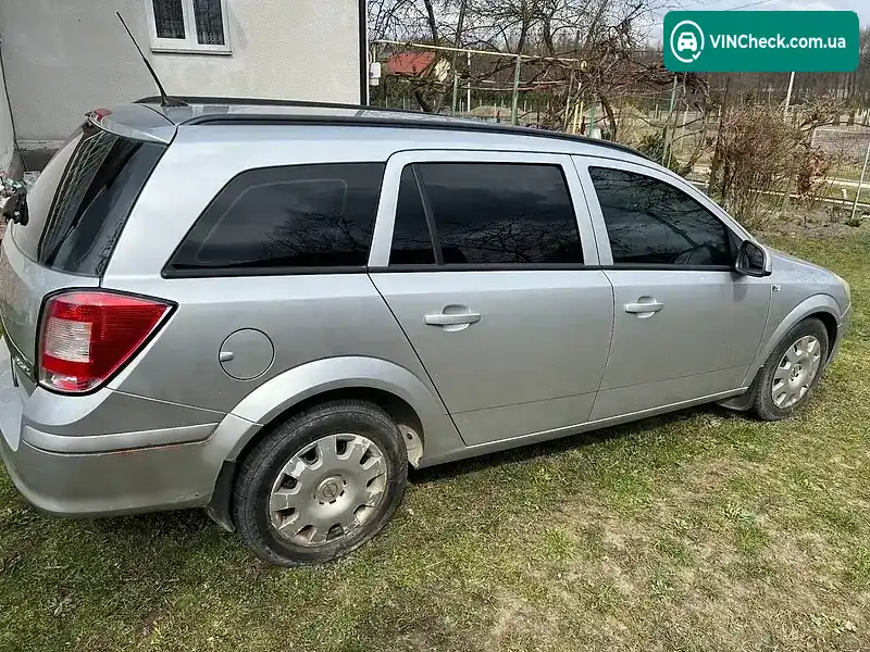 Opel Astra 2009, фото з оголошення 2 з 20, VIN W0L0AHL35A2002031
