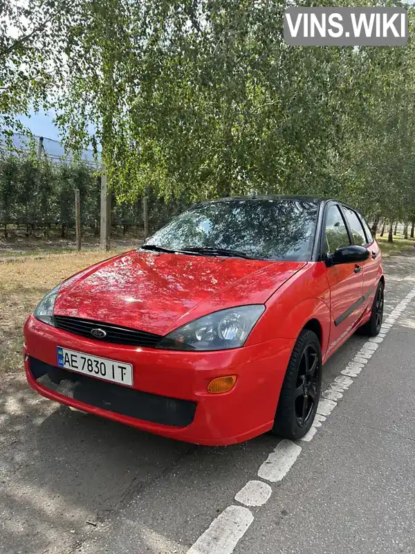 Ford Focus 2000, фото з оголошення 2 з 19, VIN WF0AXXGCDAYG21954