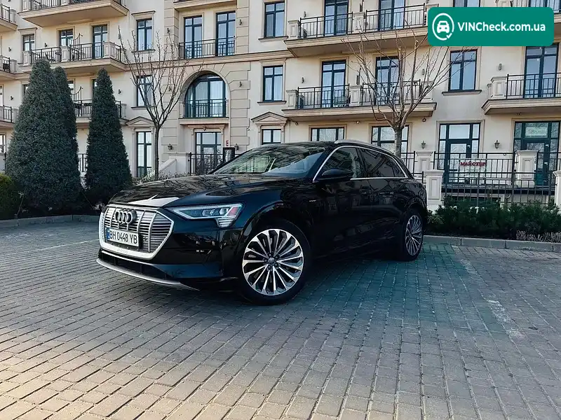 Audi e-tron 2019, фото з оголошення 1 з 20, VIN WA1VAAGE3KB023106