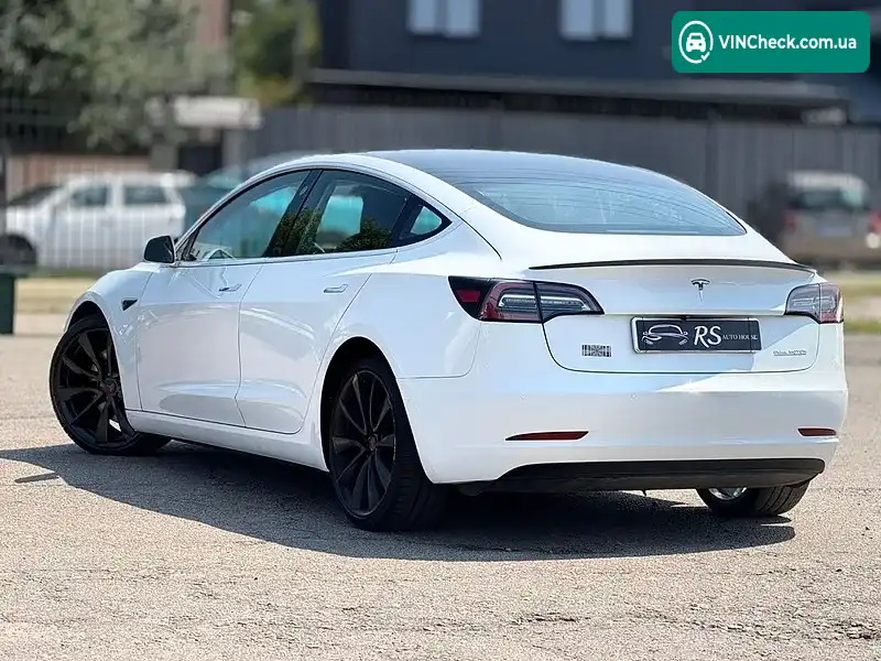 Tesla Model 3 2020, фото з оголошення 2 з 19, VIN 5YJ3E1EC7LF714334
