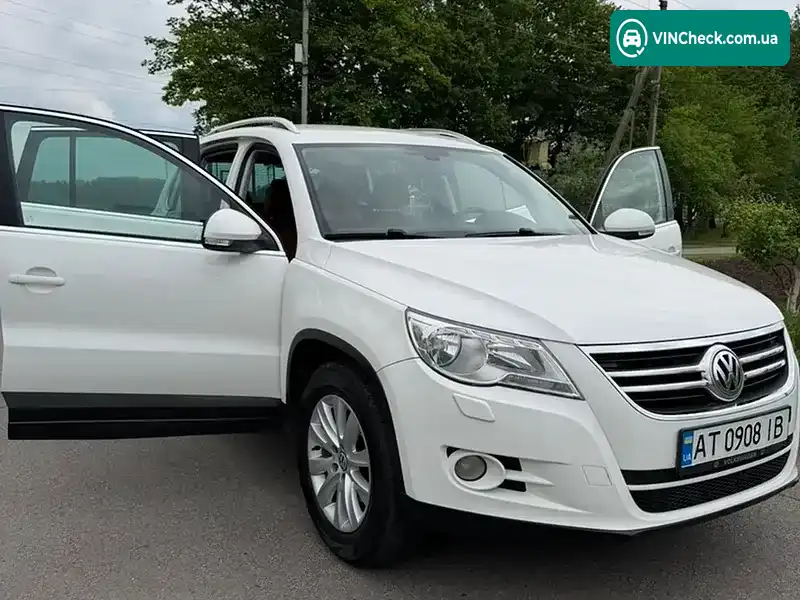 Volkswagen Tiguan 2011, фото з оголошення 2 з 21, VIN WVGZZZ5NZBW559888