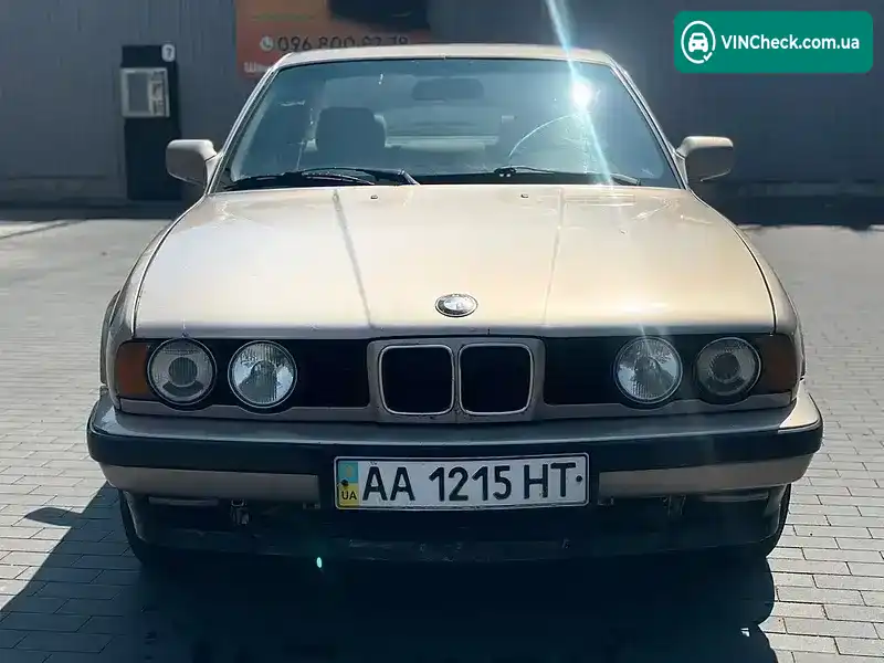 BMW 5 Series 1990, фото з оголошення 2 з 12, VIN WBAHB11080BB15922