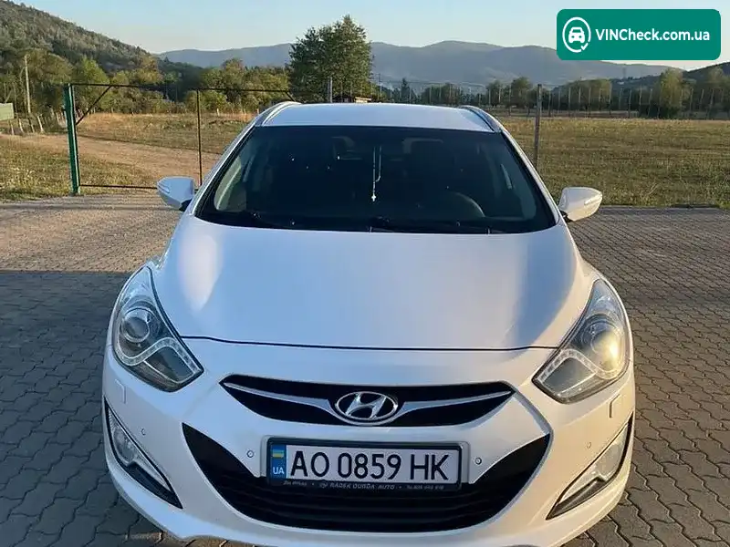 Hyundai i40 2014, фото з оголошення 2 з 20, VIN KMHLC81UAFU095271