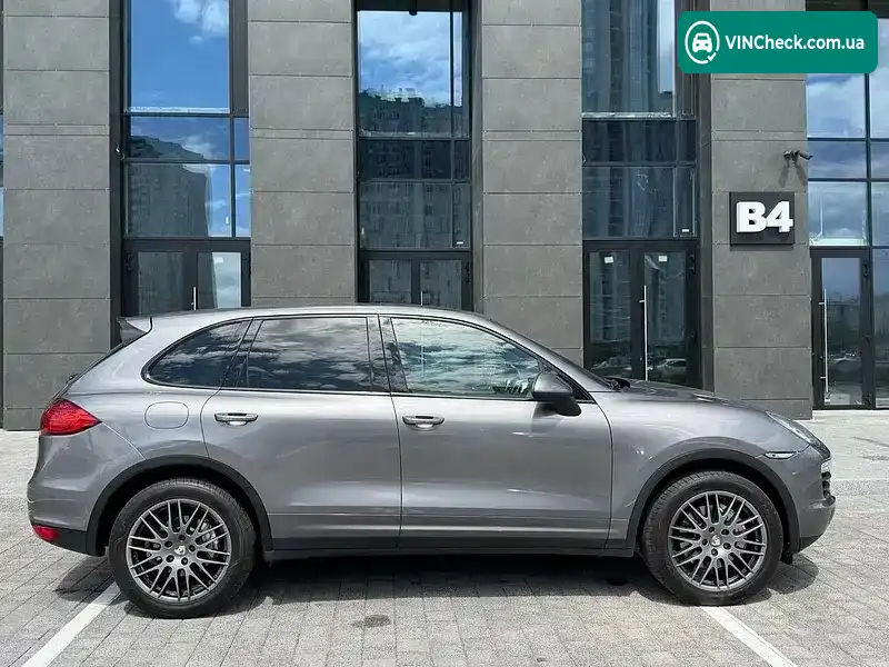 Porsche Cayenne 2011, фото з оголошення 2 з 20, VIN WP1ZZZ92ZCLA92072