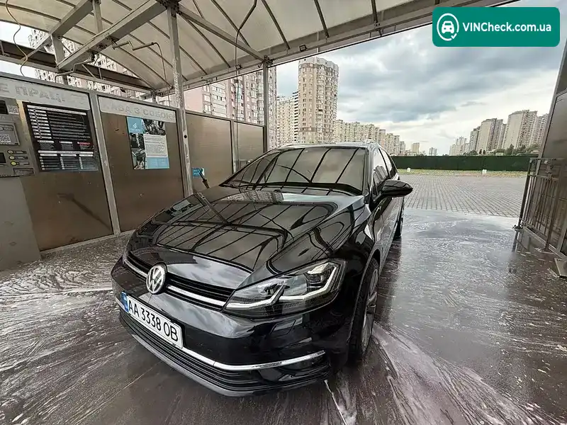 Volkswagen Golf 2018, фото з оголошення 1 з 10, VIN WVWZZZAUZJP615939