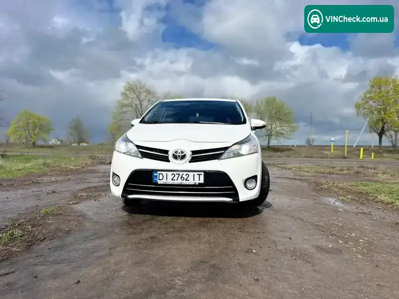 Toyota Verso 2013, фото з оголошення 1 з 11, VIN NMTDG26R90R061468