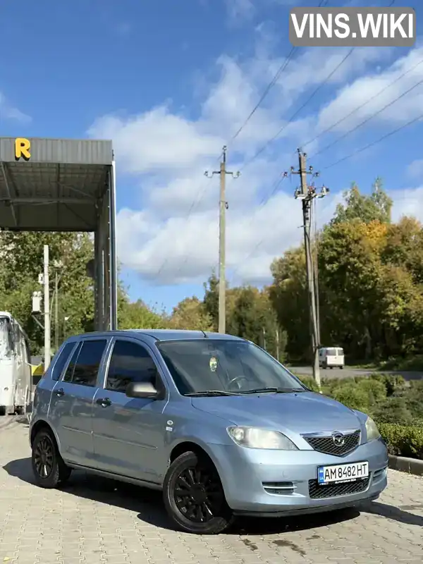 Mazda 2 2004, фото з оголошення 1 з 17, VIN JMZNCAWPJN4L35286