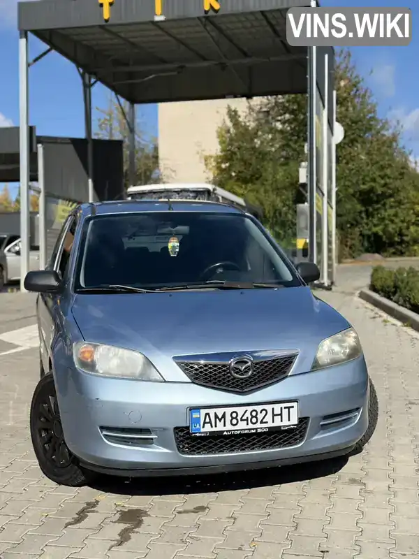 Mazda 2 2004, фото з оголошення 2 з 17, VIN JMZNCAWPJN4L35286