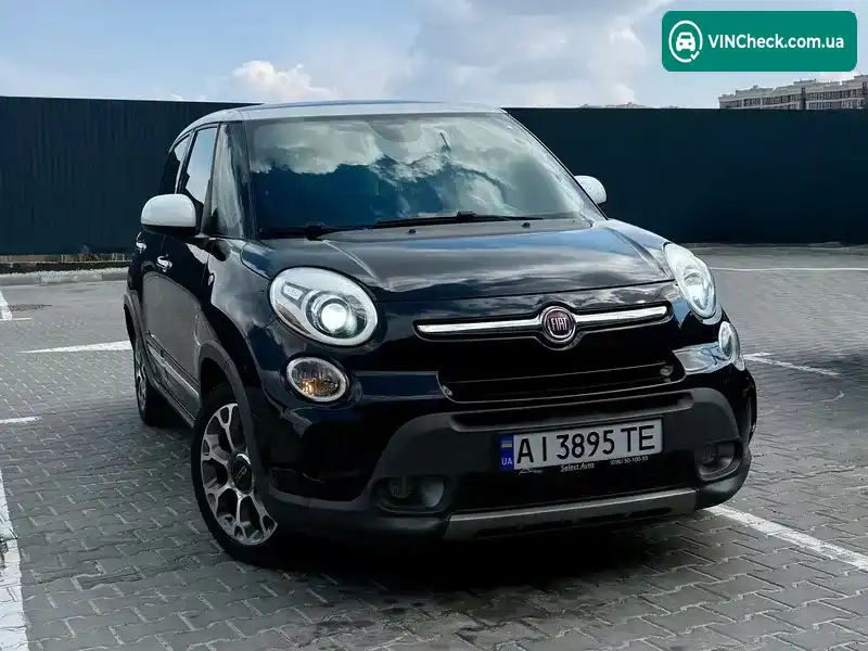 Fiat 500L 2017, фото з оголошення 2 з 18, VIN ZFBCFADH4HZ040013