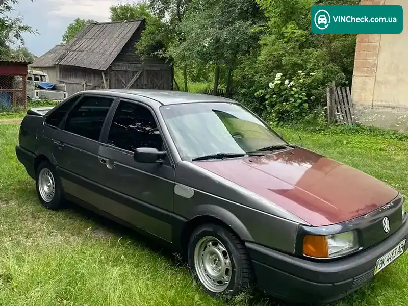 Volkswagen Passat 1989, фото з оголошення 2 з 19, VIN WVWZZZ31ZLE037396
