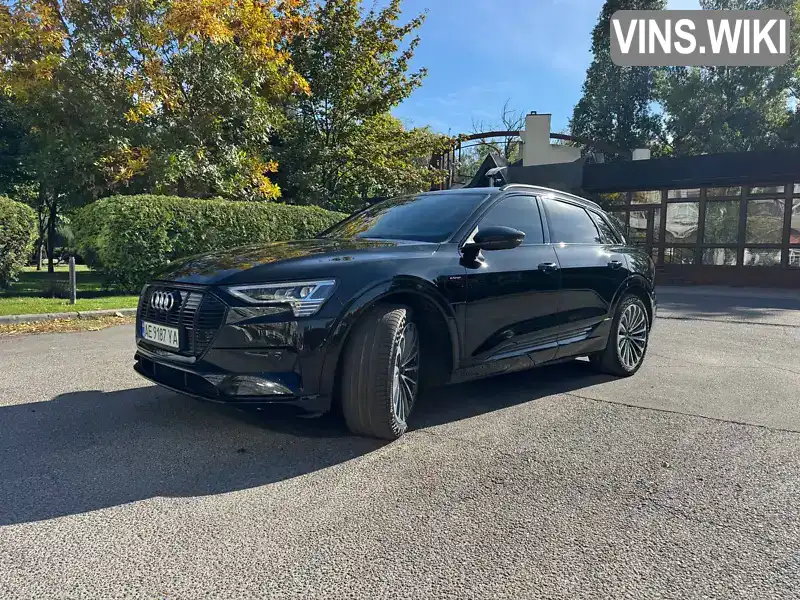 Audi e-tron 2019, фото з оголошення 2 з 21, VIN WAUZZZGE1LB016393