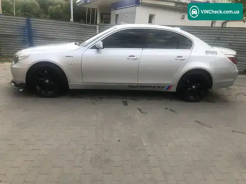 BMW 5 Series 2004, фото з оголошення 1 з 20, VIN WBANA71060B611226