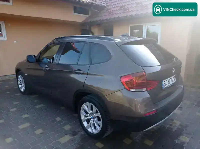 BMW X1 2010, фото з оголошення 1 з 17, VIN WBAVN310X0VN53827