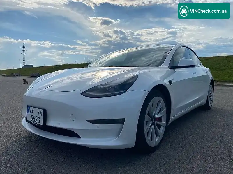 Tesla Model 3 2021, фото з оголошення 1 з 10, VIN 5YJ3E1ECXMF925576