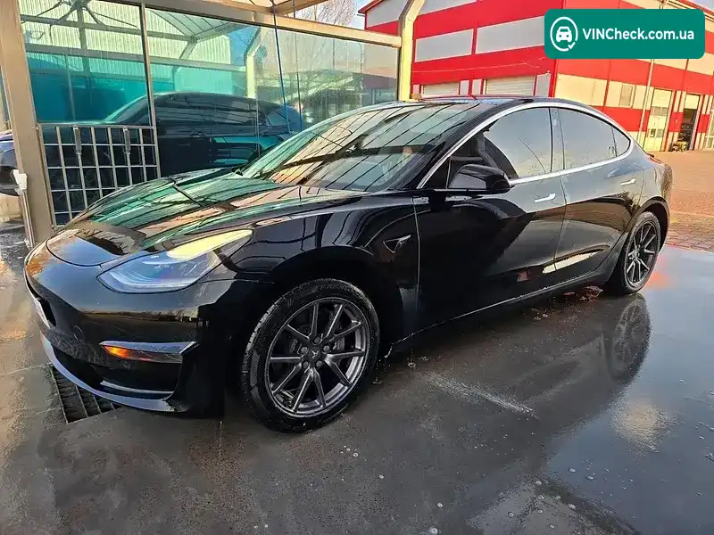 Tesla Model 3 2020, фото з оголошення 1 з 18, VIN 5YJ3E1EA4LF745491
