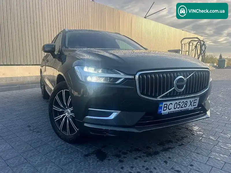Volvo XC60 2017, фото з оголошення 1 з 18, VIN YV1UZA8BCJ1028425