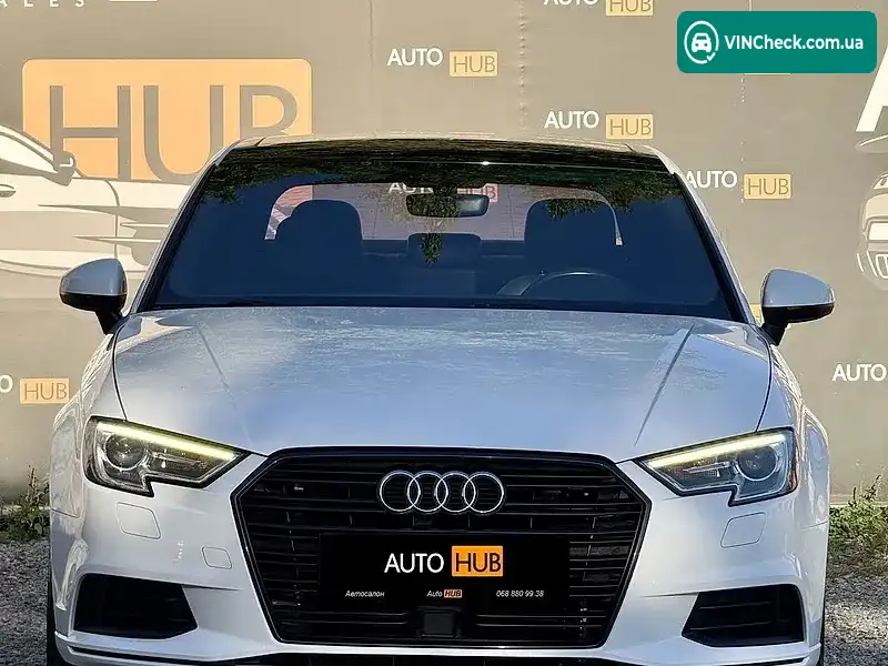 Audi A3 2019, фото з оголошення 2 з 20, VIN WAUAUGFF6KA088320