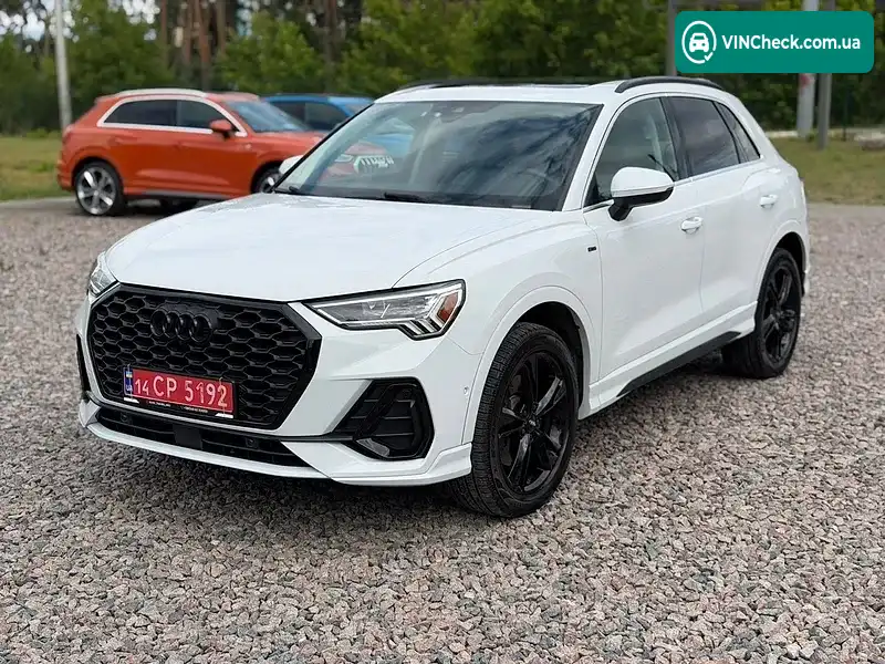 Audi Q3 2021, фото з оголошення 2 з 20, VIN WA1EECF38M1035602