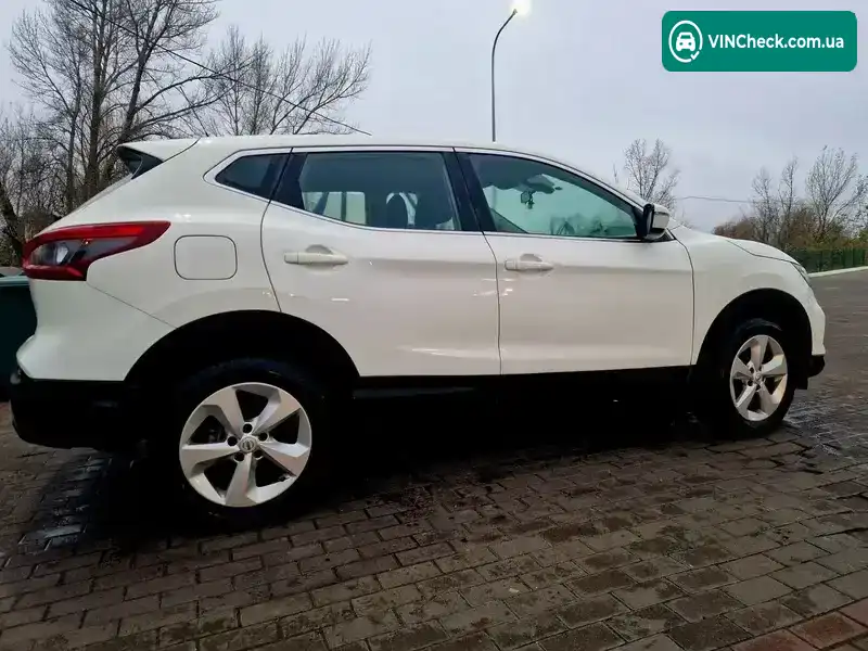 Nissan Qashqai 2018, фото з оголошення 1 з 16, VIN SJNFBAJ11U2382185