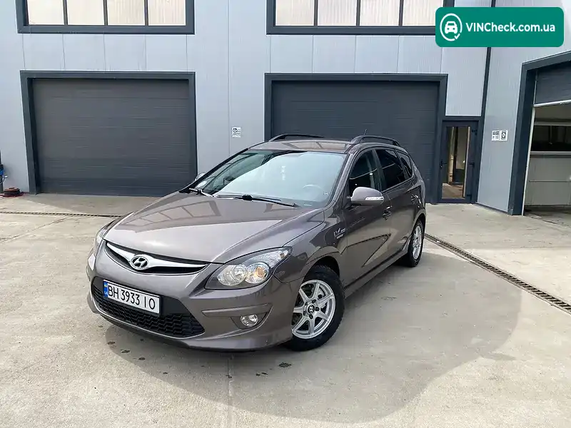 Hyundai i30 2011, фото з оголошення 2 з 20, VIN TMADB81SACJ088392