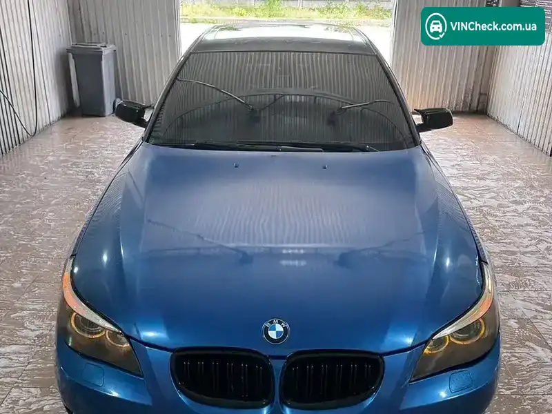 BMW 5 Series 2007, фото з оголошення 2 з 9, VIN WBANE73527CM44302
