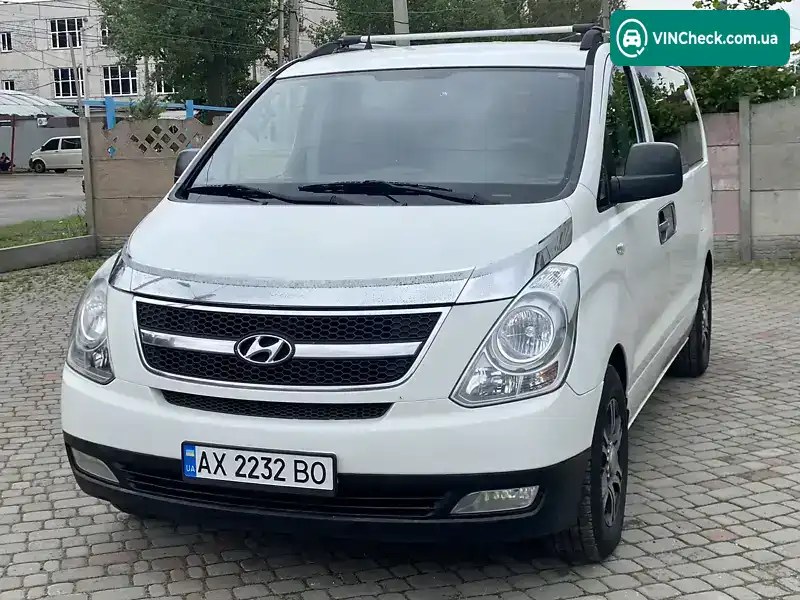 Hyundai H-1 2011, фото з оголошення 1 з 16, VIN KMFWBX7JABU272249