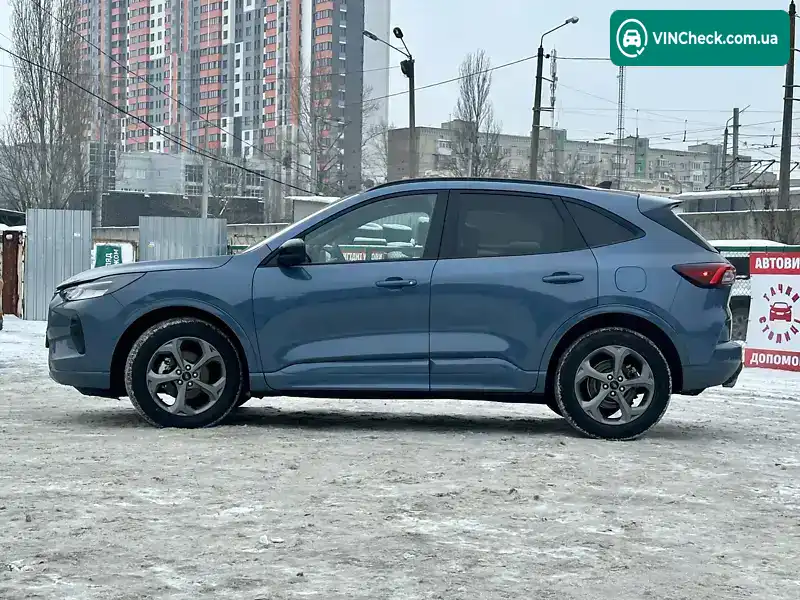 Ford Escape 2023, фото з оголошення 2 з 21, VIN 1FMCU9MN5PUA44859