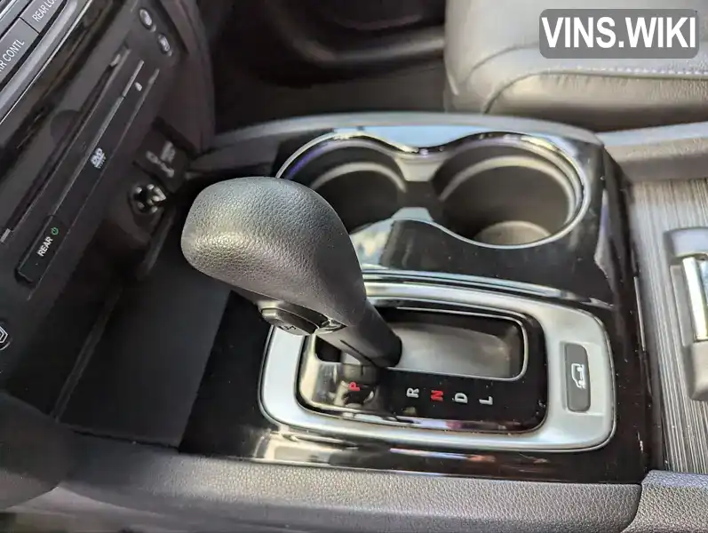 Honda Pilot 2017, фото з оголошення 2 з 21, VIN 5KBYF6870HB400067