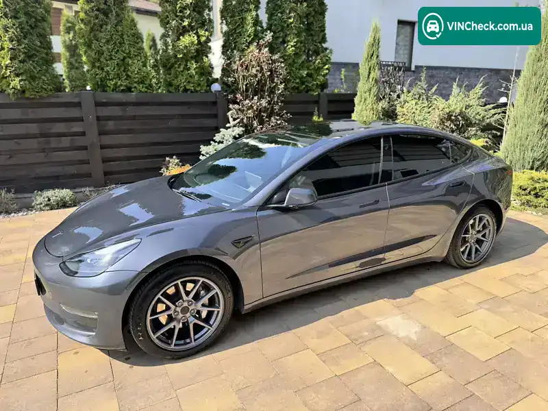 Tesla Model 3 2023, фото з оголошення 2 з 14, VIN 5YJ3E1EA3PF466443