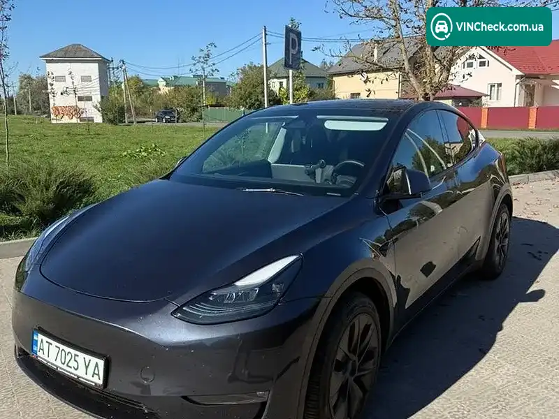 Tesla Model Y 2025, фото з оголошення 1 з 13, VIN 7SAYGDED5SA370060