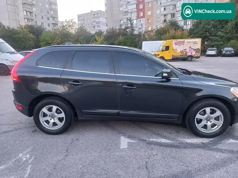 Volvo XC60 2012, фото з оголошення 2 з 13, VIN YV1DZ8756C2322279