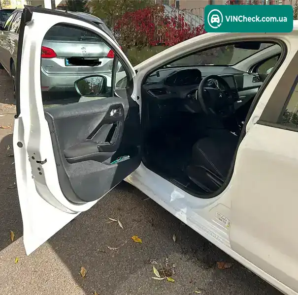 Peugeot 208 2016, фото з оголошення 1 з 7, VIN VF3CCHMZ0GT225105