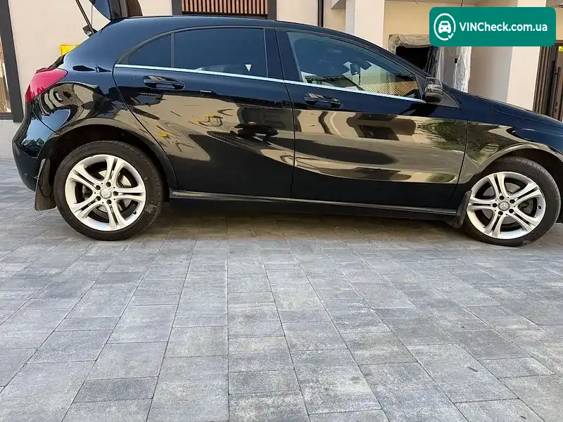Mercedes-Benz A-Class 2013, фото з оголошення 2 з 20, VIN WDD1760011J123716