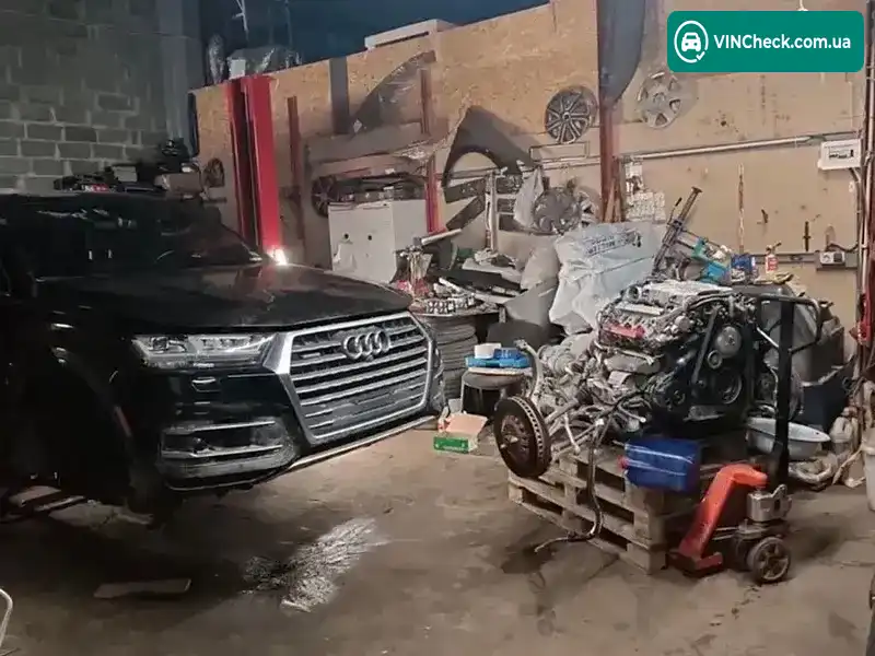 Audi Q7 2018, фото з оголошення 2 з 18, VIN WA1LAAF74KD005521