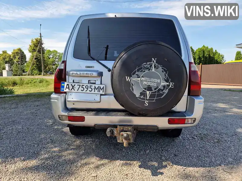 Mitsubishi Pajero 2004, фото з оголошення 2 з 21, VIN JMBLYV78W4J003115