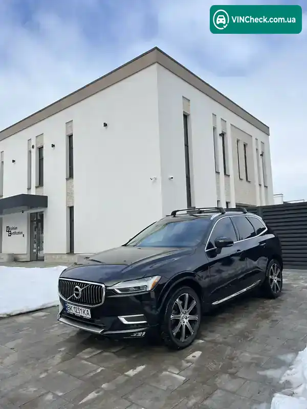 Volvo XC60 2018, фото з оголошення 1 з 19, VIN YV4A22RL1J1061759