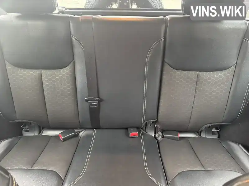 Jeep Wrangler 2017, фото з оголошення 2 з 21, VIN 1C4BJWDG2JL848798