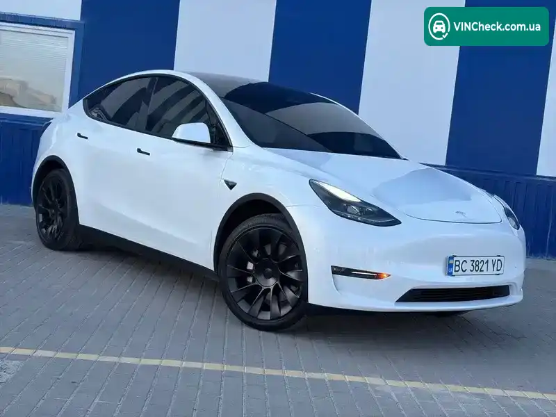 Tesla Model Y 2024, фото з оголошення 2 з 21, VIN 7SAYGDED3RF008399